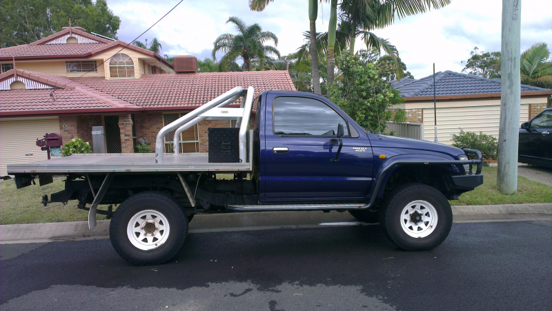 2000 Toyota Hilux Capalaba QLD 4157 (Brisbane South)