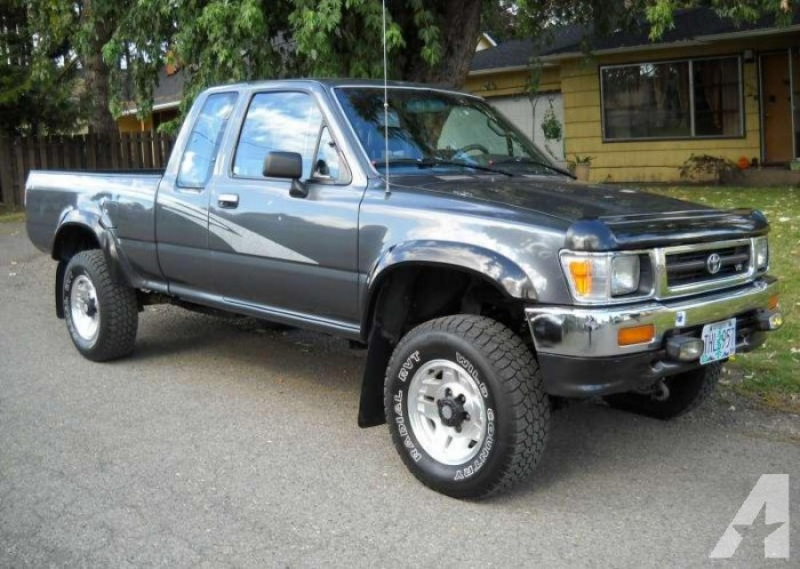1993 Toyota Xtra Cab Delxue Pickup for sale in Corvallis, Oregon