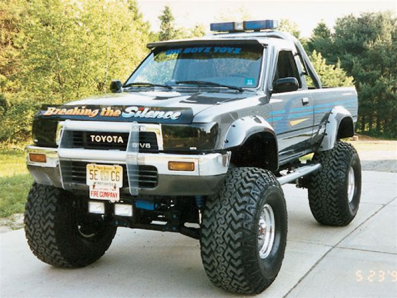 1989 Toyota Pickup front View Photo 9377776