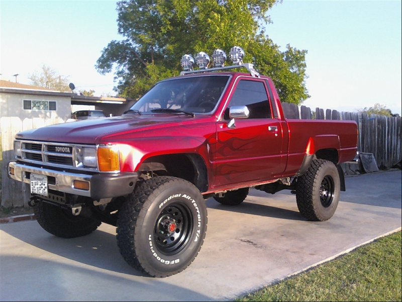 1987 Toyota HiLux "Candy Painted 4x4" - Colton, CA owned by show_toyo ...