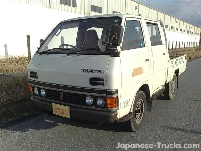 1984 Toyota ToyoAce RY21 Double Cab Truck pictures