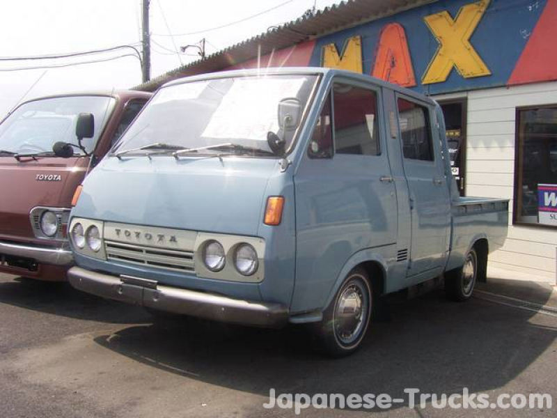 1971 Toyota Hiace PH10P Double Cab Truck pictures