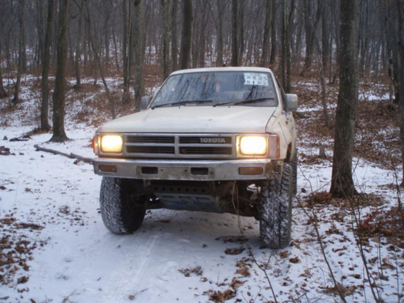 ... road vehicle used toyota hilux surf 1987 toyota hilux surf pictures