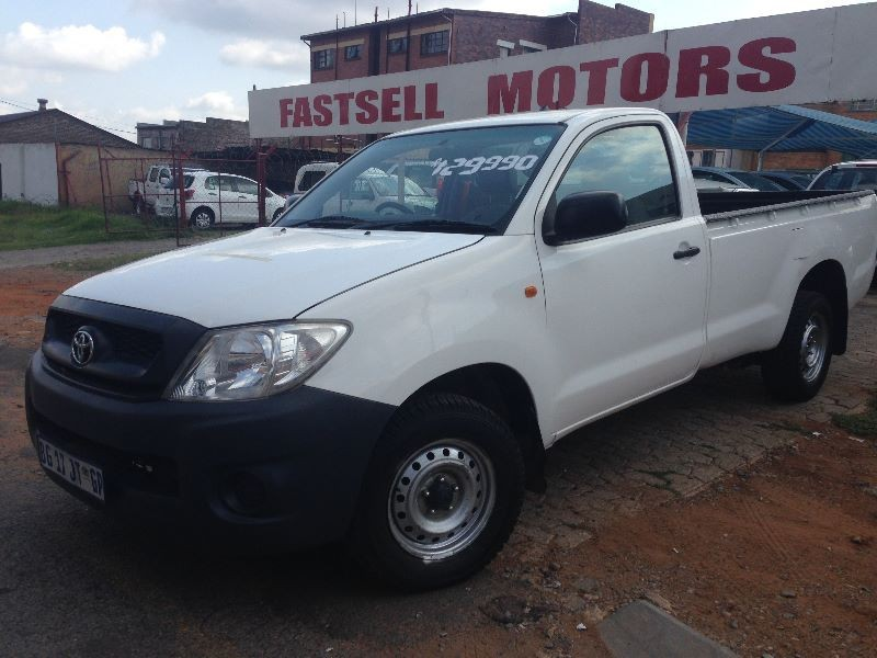 2011 Toyota Hilux TOYOTA HILUX 2.0 VVTi for sale in Gauteng