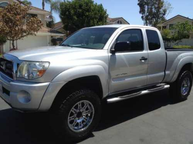Home » Vehicles » Cars » 2005 Toyota Tacoma in Irvine, CA