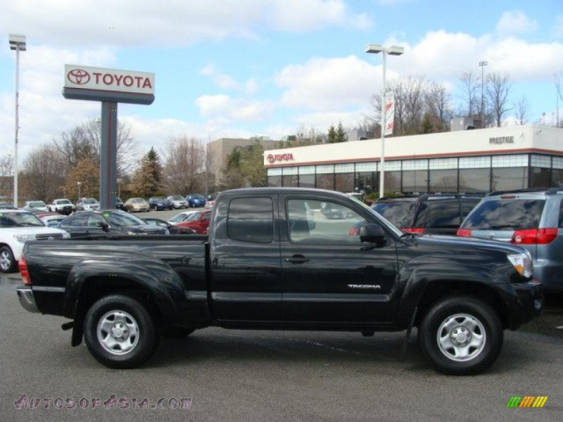 Learn more about Toyota Tacoma Access Cab.