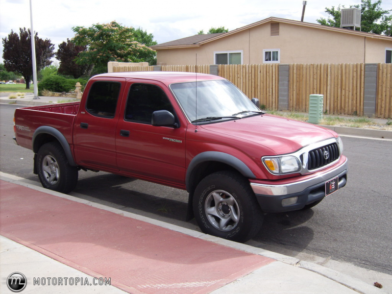 Photo of a 2002 Toyota Tacoma 4x4 SR5 (First Car)