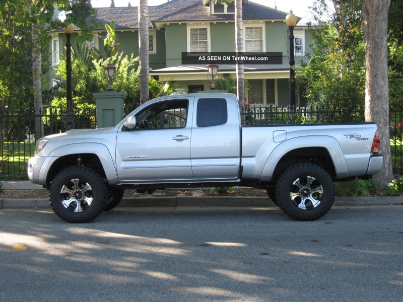 2008 Toyota Tacoma Trd Extended Cab Pickup 4 - Door 4. 0l With Extras ...