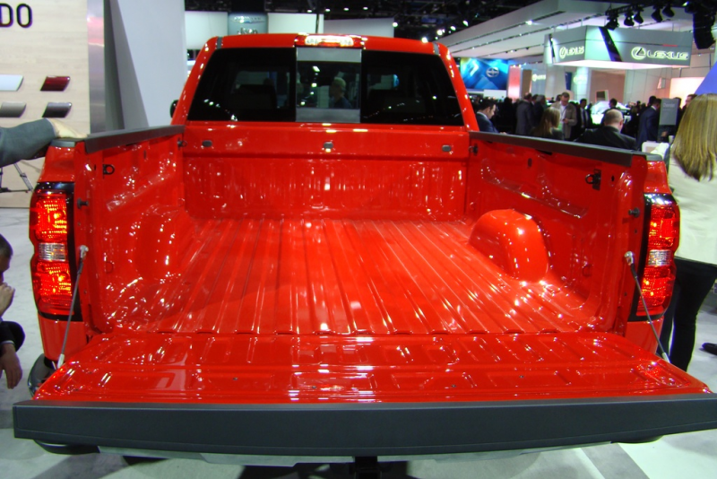 2014 Chevy Silverado truck bed