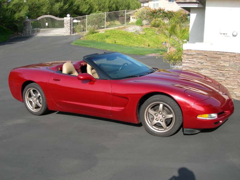 The 2000 Chevrolet Corvette offers, at a great value, the balance of ...