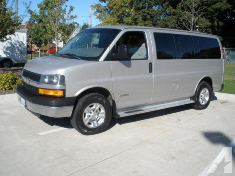 2006 Chevrolet Express 3500 Passenger LT Van 3D for sale in Portland ...