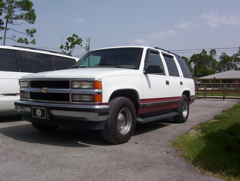 Home / Research / Chevrolet / Tahoe / 1997