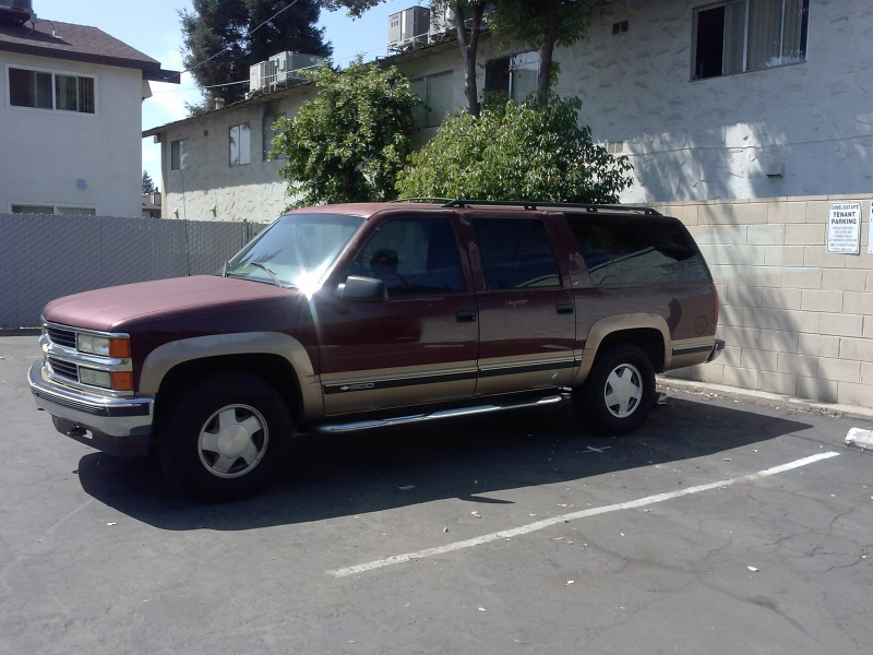 Picture of 1999 Chevrolet Suburban K1500 4WD, exterior