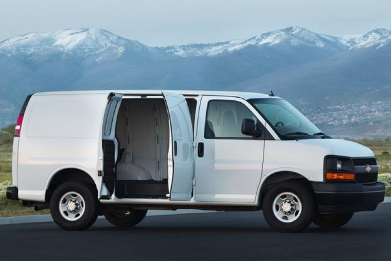 2013 Chevrolet Express 2500: New Car Review