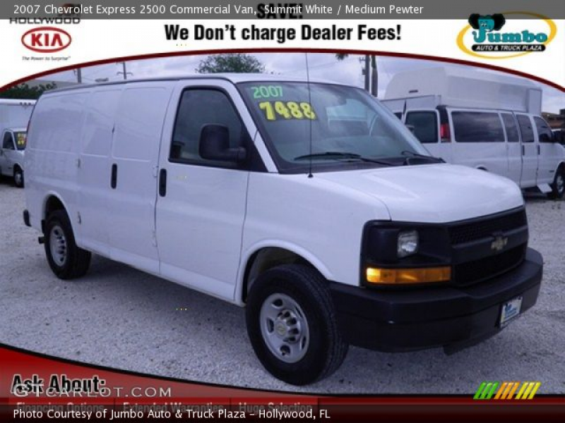 2007 Chevrolet Express 2500 Commercial Van in Summit White. Click to ...