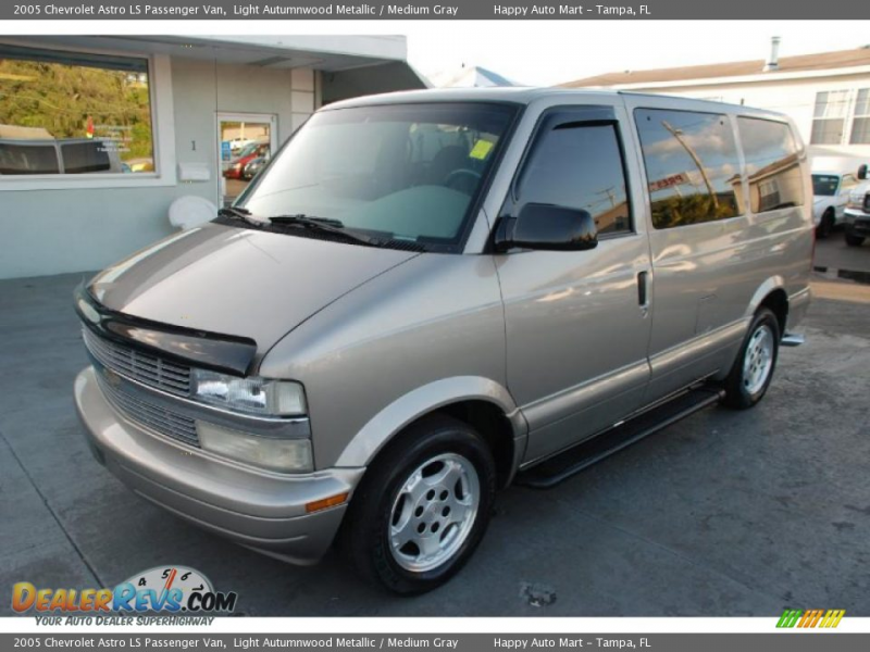 2005 Chevrolet Astro LS Passenger Van Light Autumnwood Metallic ...