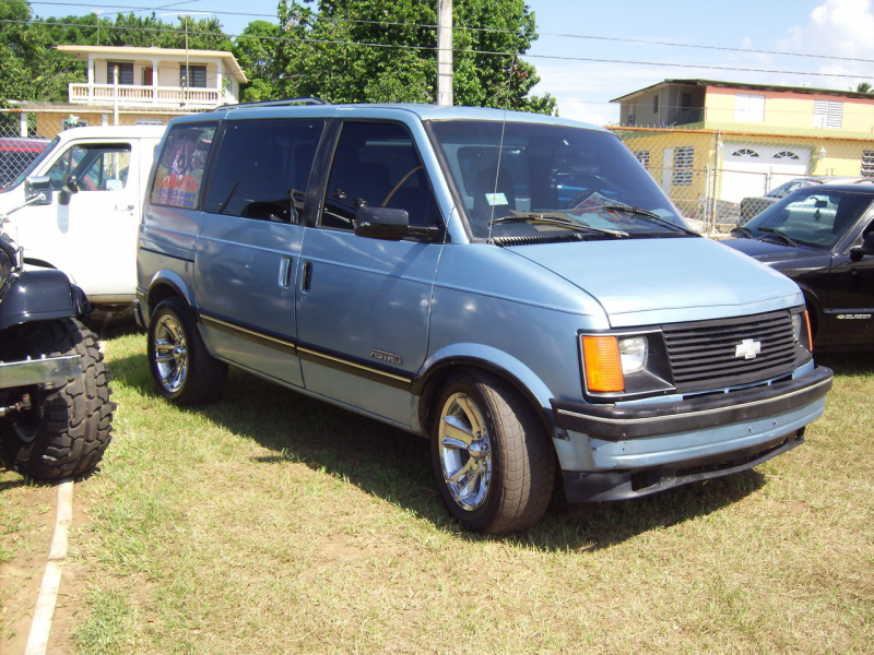 1989 Chevrolet Astro Van by Mister-Lou