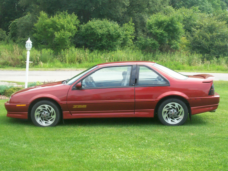 Picture of 1996 Chevrolet Beretta 2 Dr Z26 Coupe