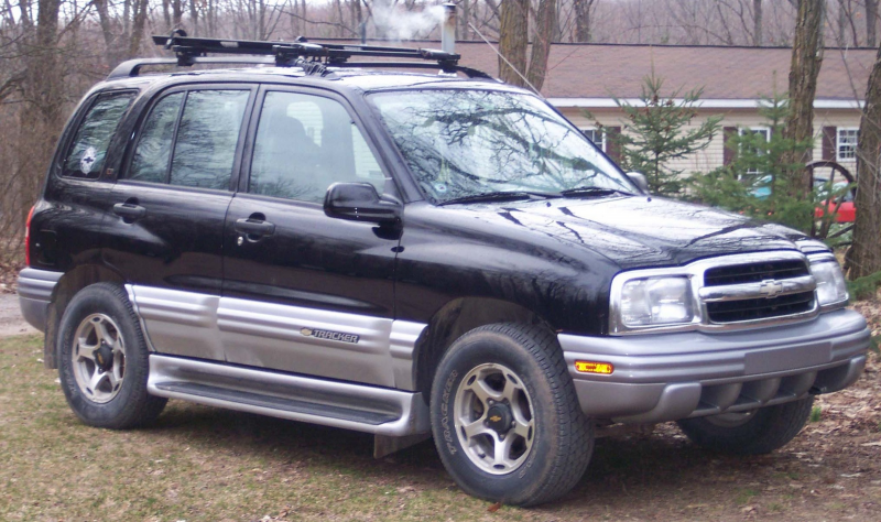 Home / Research / Chevrolet / Tracker / 2001