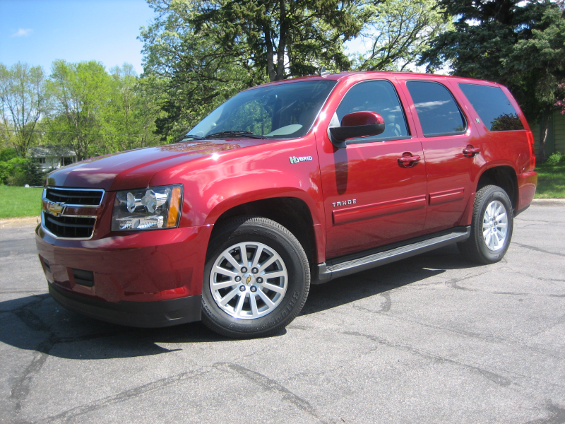 Review – 2010 Chevrolet Tahoe Hybrid