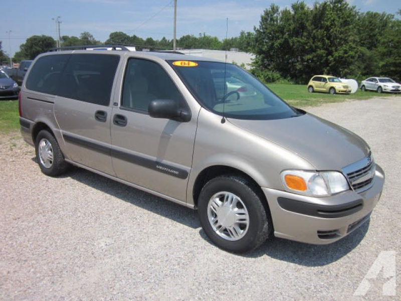 2004 Chevrolet Venture LS for sale in Mount Carmel, Illinois