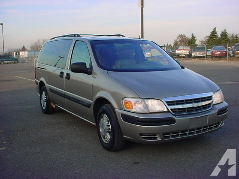 2001 Chevrolet Venture for sale in Pontiac, Michigan