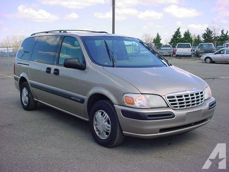 1999 Chevrolet Venture for sale in Pontiac, Michigan