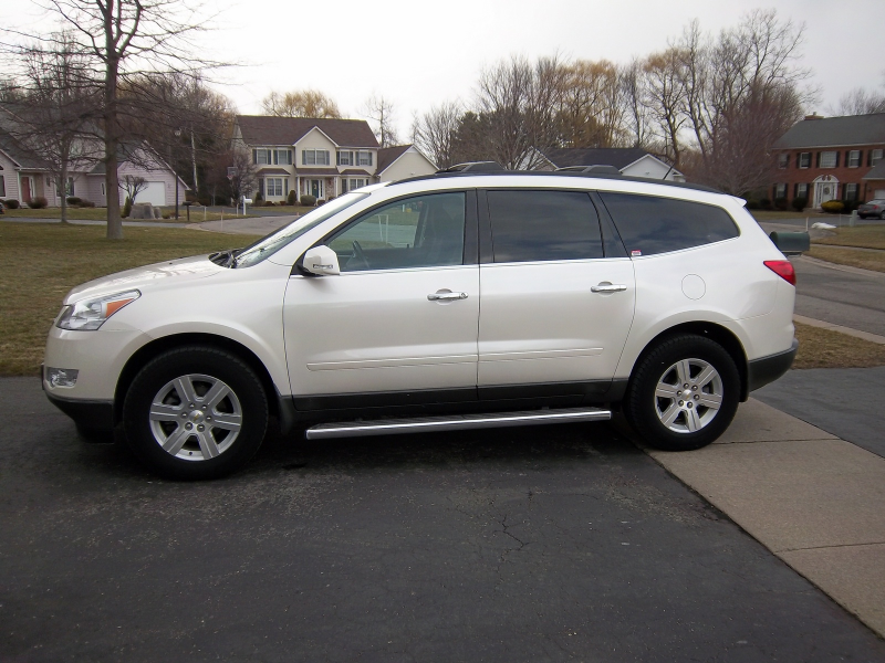 Picture of 2011 Chevrolet Traverse LT1 AWD, exterior