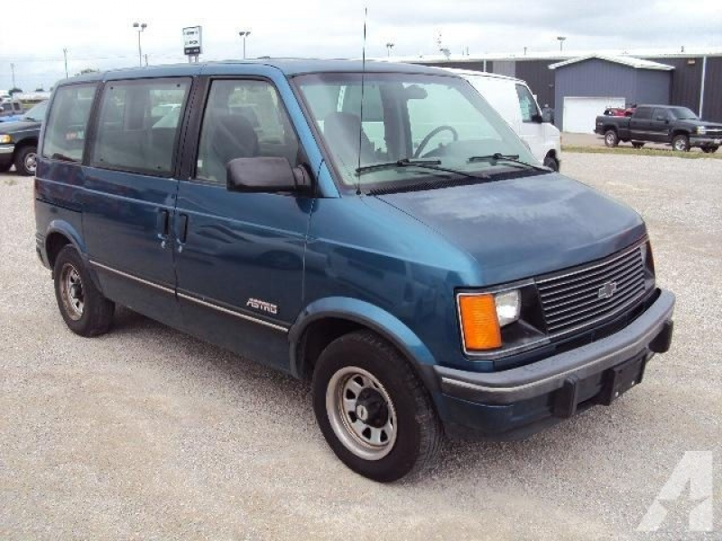 1994 Chevrolet Astro for sale in Eureka, Illinois
