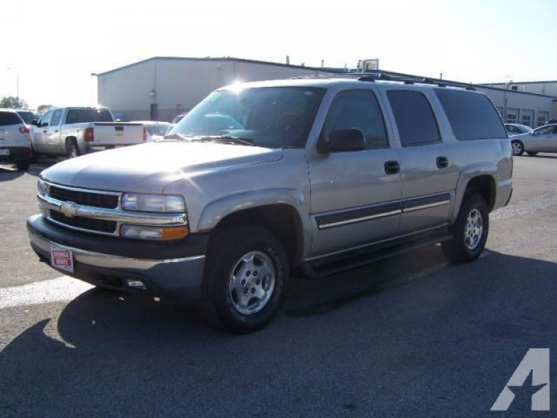 2004 Chevrolet Suburban for sale in Ames, Iowa