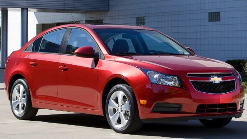 ... plans to recall nearly 300,000 Chevrolet Cruze cars. (credit: GM