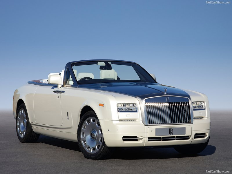 Rolls-Royce-Phantom_Drophead_Coupe_2013 _02