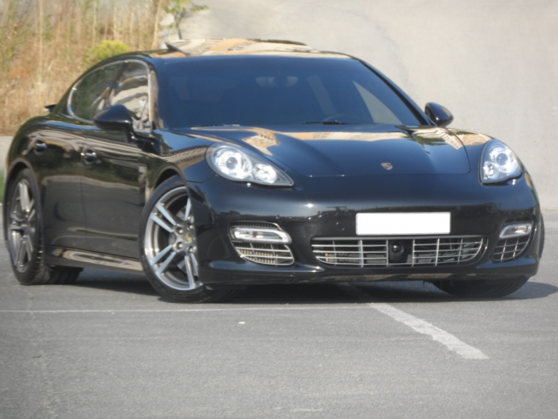 Porsche Panamera 2011 - 130000$ Elan?n kodu: 518