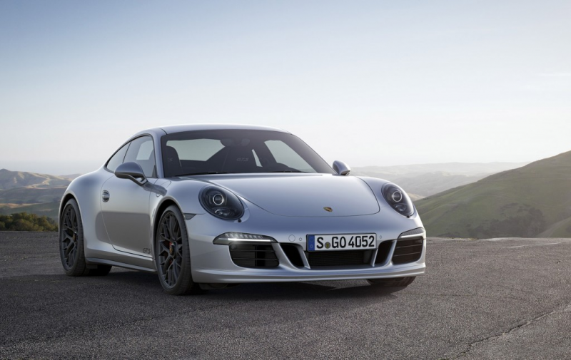 2015 Porsche 911 Carrera GTS Revealed