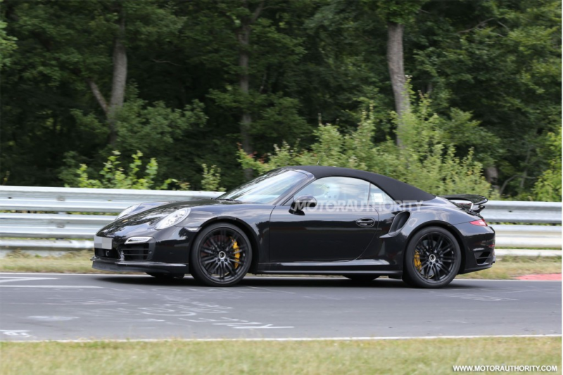 2014 Porsche 911 Turbo S Cabriolet spy shots