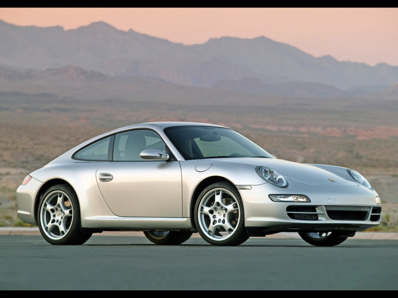 2005 Porsche 911 Carrera - Side Angle - 1280x960 Wallpaper