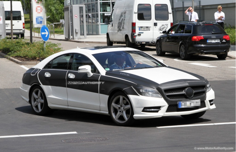 Spy Shots: 2011 Mercedes-Benz CLS-Class spotted almost ‘naked’