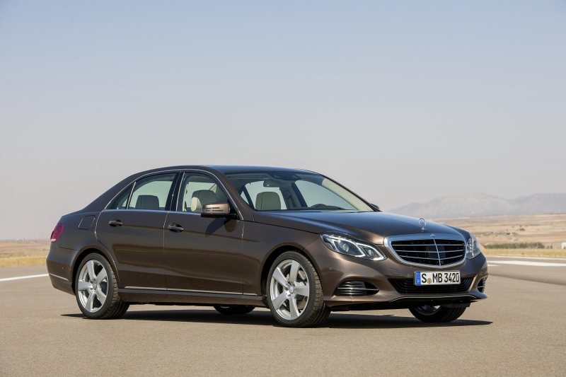 2014 Mercedes-Benz E-Class Facelift Revealed - Photo Gallery