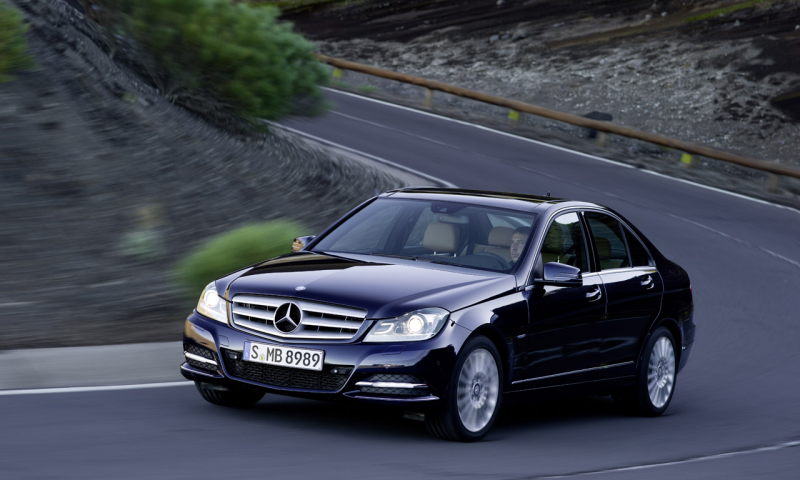 2012 Mercedes-Benz C-Class Officially Unveiled With New 4-Cyl
