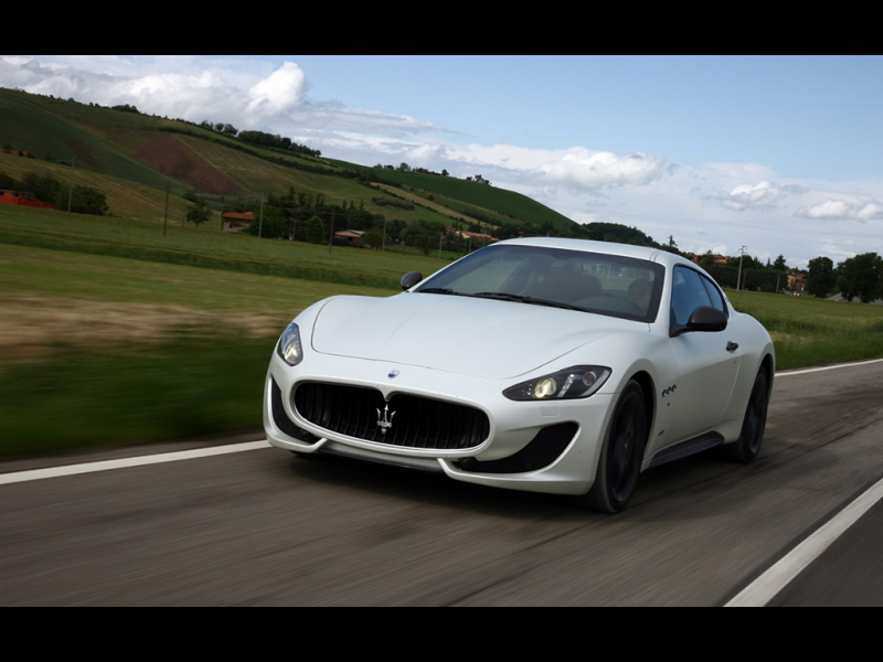 2014 Maserati GranTurismo Sport - White - Motion - 1 - 1024x768 ...