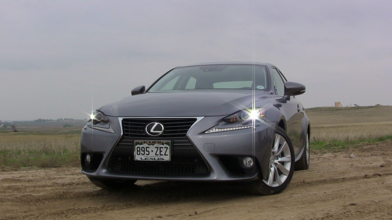Review: 2014 Lexus IS 250 AWD – Is It Ready for the Battle?