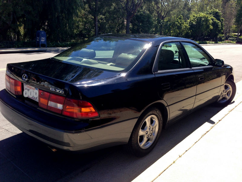 What's your take on the 1998 Lexus ES 300?