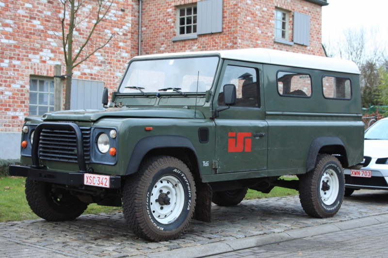 Picture of 1993 Land Rover Defender