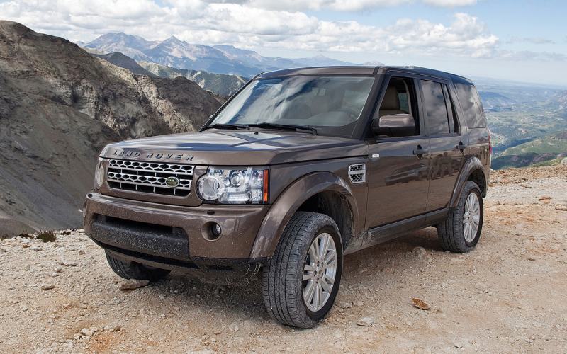 2012 Land Rover Lr4 Front View