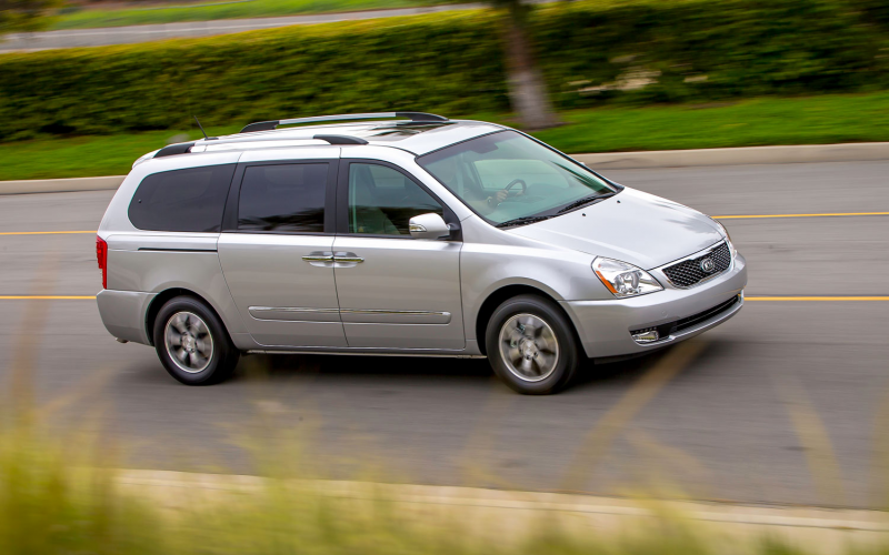 Kia Sedona Minivan Makes Comeback for 2014, Starts at $26,750 Photo ...