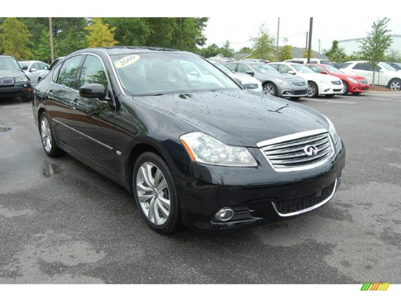 Black Obsidian 2009 Infiniti M35 with Graphite seats