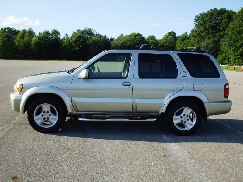 Picture of 2001 Infiniti QX4 4 Dr STD 4WD SUV, exterior