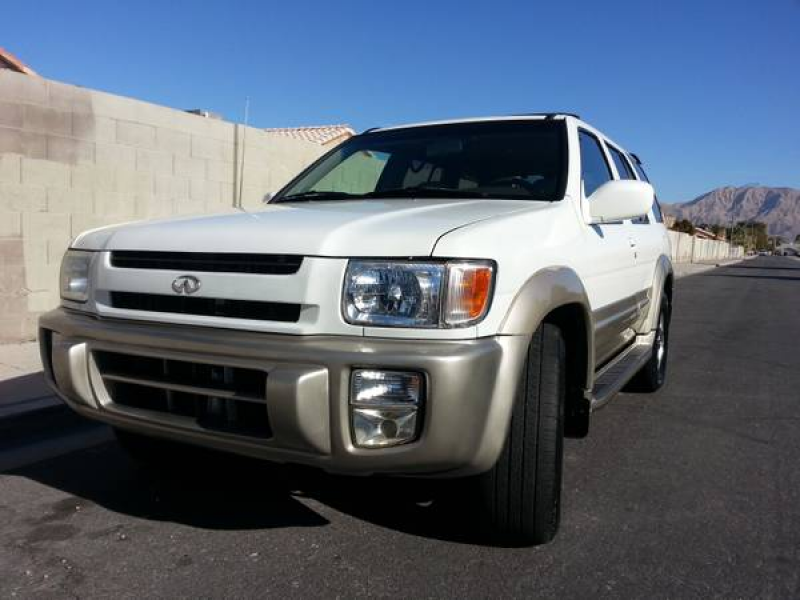 Picture of 2000 Infiniti QX4 4 Dr STD 4WD SUV, exterior