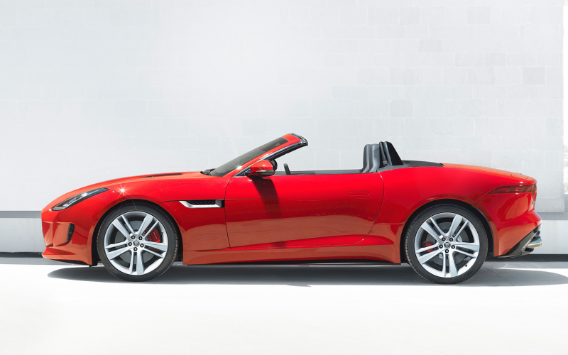 2014 Jaguar F Type Profile