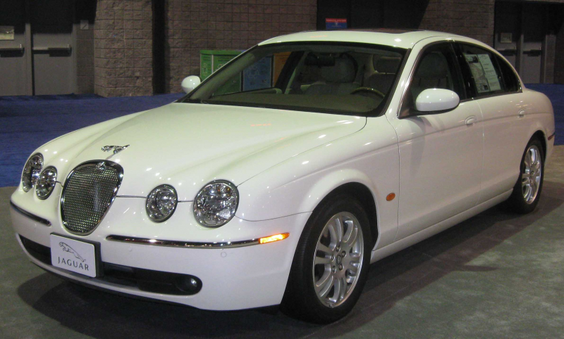 Description 2006 Jaguar S-Type 3.0--DC.jpg